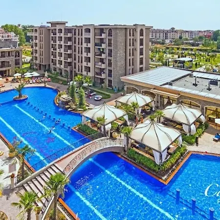 Cascadas Pool View Luxury Sunny サニービーチ